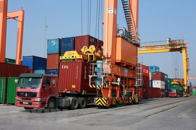 Nghị định quy định hàng hóa kinh doanh tạm nhập, tái xuất được lưu lại tại Việt Nam không quá 60 ngày, kể từ ngày hoàn thành thủ tục hải quan tạm nhập. ảnh: TTXVN. Nghị định quy định hàng hóa kinh doanh tạm nhập, tái xuất được lưu lại tại Việt Nam không quá 60 ngày, kể từ ngày hoàn thành thủ tục hải quan tạm nhập. ảnh: TTXVN.