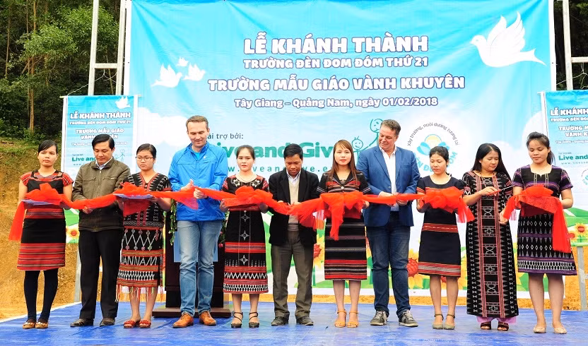 Trường Vành Khuyên sẽ là một bước đệm tạo sự khởi đầu mới cho tương lai các em vùng đồng bào dân tộc thiểu số còn gặp nhiều khó khăn của huyện Tây Giang.