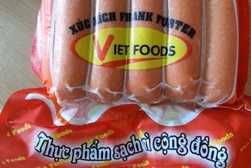 Xúc xích Vietfoods từng bị đổ oan là có chứa chất gây ung thư khiến cho doanh nghiệp bị thiệt hại nhiều tỷ đồng. ảnh: HY.