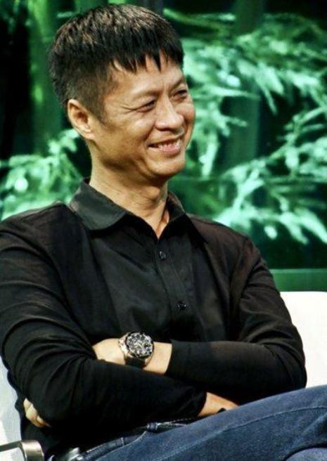 Đạo diễn Lê Hoàng