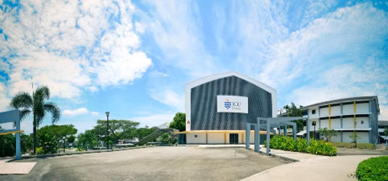 Một phần khuôn viên đại học James Cook Singapore.