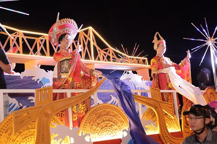 Carnaval đường phố DIFF 2018.