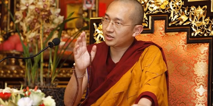 Tôn sư Khangser Rinpoche (Ảnh minh họa: tác giả cung cấp).