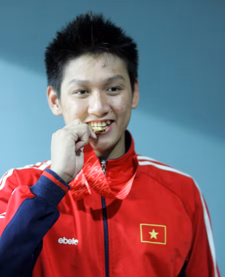"Rái cá sông Hàn" Hoàng Quý Phước "Rái cá sông Hàn" Hoàng Quý Phước