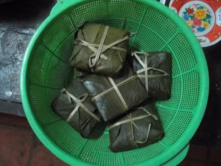 Bánh chưng. Bánh chưng.