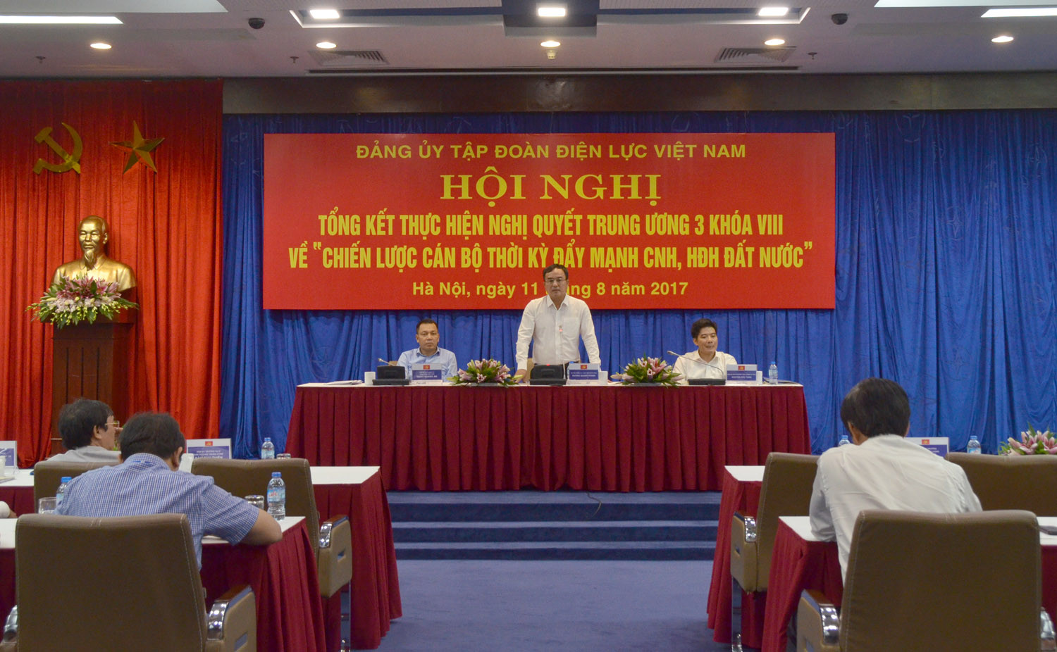 Chủ tịch Hội đồng thành viên Tập đoàn Điện lực Viện Nam cho biết, sẽ hoàn thiện cơ chế chính sách liên quan đến cán bộ theo hướng khuyến khích trọng dụng nhân tài. Ảnh: Xuân Tiến/EVN