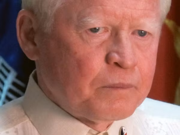 Đại sứ Philippines tại Mỹ Jose L. Cuisia Jr Đại sứ Philippines tại Mỹ Jose L. Cuisia Jr