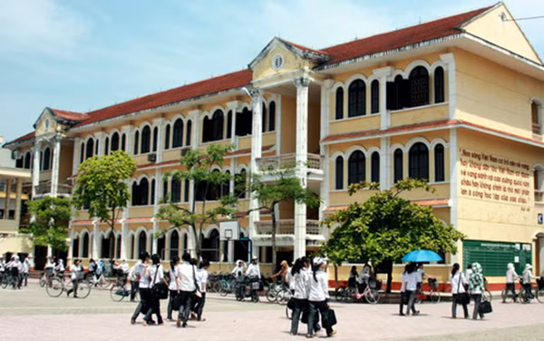 Mô hình lớp chọn tại một số trường hiện nay đang rất phổ biến (Ảnh nguồn: tintucthpt.com)