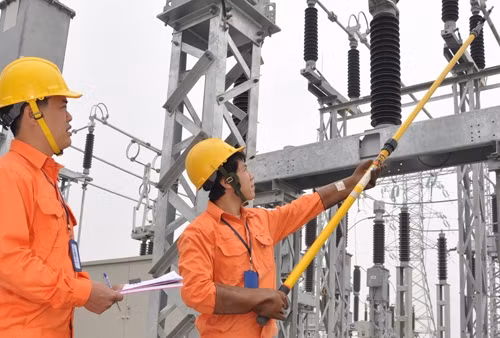 Độc quyền, EVN Hà Nội đang "ép" các chủ đầu tư BĐS bàn giao miễn phí tài sản lưới điện (ảnh minh họa). Độc quyền, EVN Hà Nội đang "ép" các chủ đầu tư BĐS bàn giao miễn phí tài sản lưới điện (ảnh minh họa).