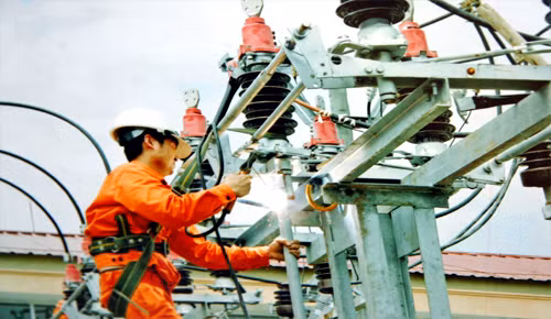 Ngành điện đang là con nợ lớn của ngành ngân hàng Ngành điện đang là con nợ lớn của ngành ngân hàng