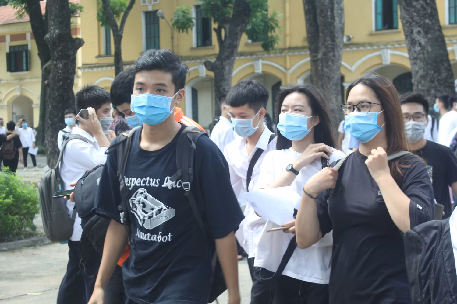 Thí sinh lo lắng trước ngày thi (Ảnh: Khánh Vy)
