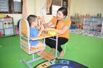 Cô giáo mầm non có tâm lòng nhân hậu, giúp đỡ học sinh nghèo
