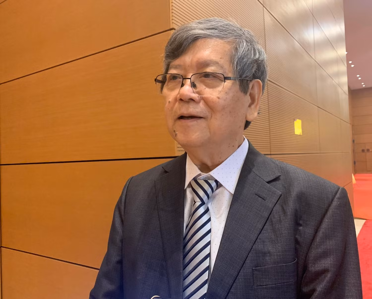 Tiến sĩ Vũ Ngọc Hoàng – nguyên Ủy viên Trung ương Đảng, nguyên Phó trưởng ban thường trực Ban Tuyên giáo Trung ương, hiện đang là Chủ tịch Hiệp hội Các trường đại học, cao đẳng Việt Nam (ảnh: Thùy Linh)