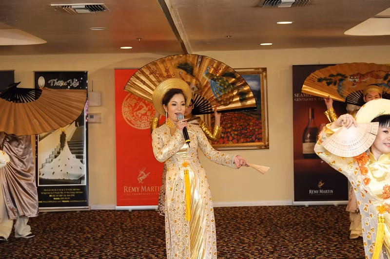 Khó ai có thể hình dung về một Thúy Nga như thế này, nếu chỉ xem chị diễn hài.