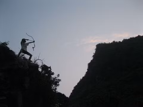 Tập làm tazan trên đỉnh núi