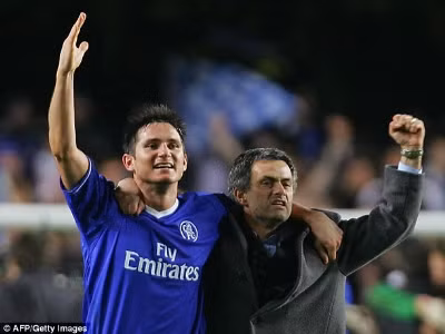 Mourinho thất bại vì không lôi kéo được cầu thủ đứng về phía mình giống như ở Chelsea.