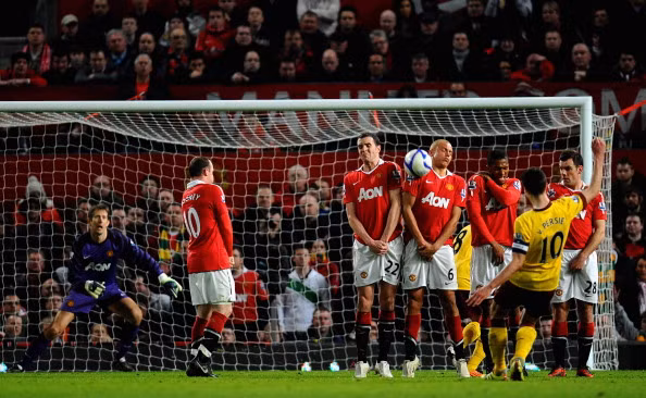Cú sút phạt thần sầu của Percy vào lưới Man United ở Cúp FA tháng 3 năm 2011.