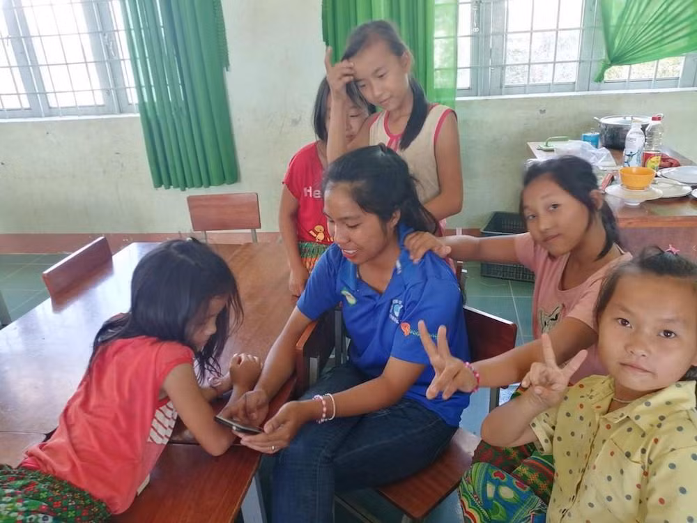 H Lic ÊBan rất hạnh phúc khi được tham gia các hoạt động tình nguyện. (Ảnh: Nhân vật cung cấp)