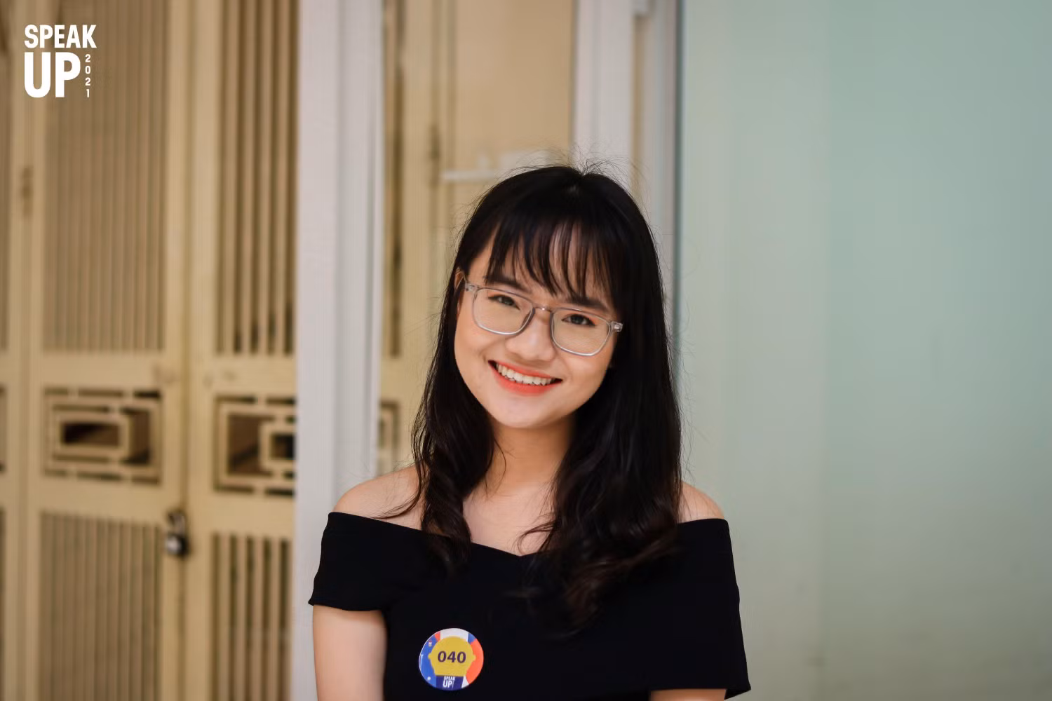 Hồng Vân đã truyền tải mạnh mẽ thông điệp của mình qua câu chuyện của chính bản thân mình: Hãy vươn lên, không được “chết chìm” trong sự rối loạn cảm xúc.