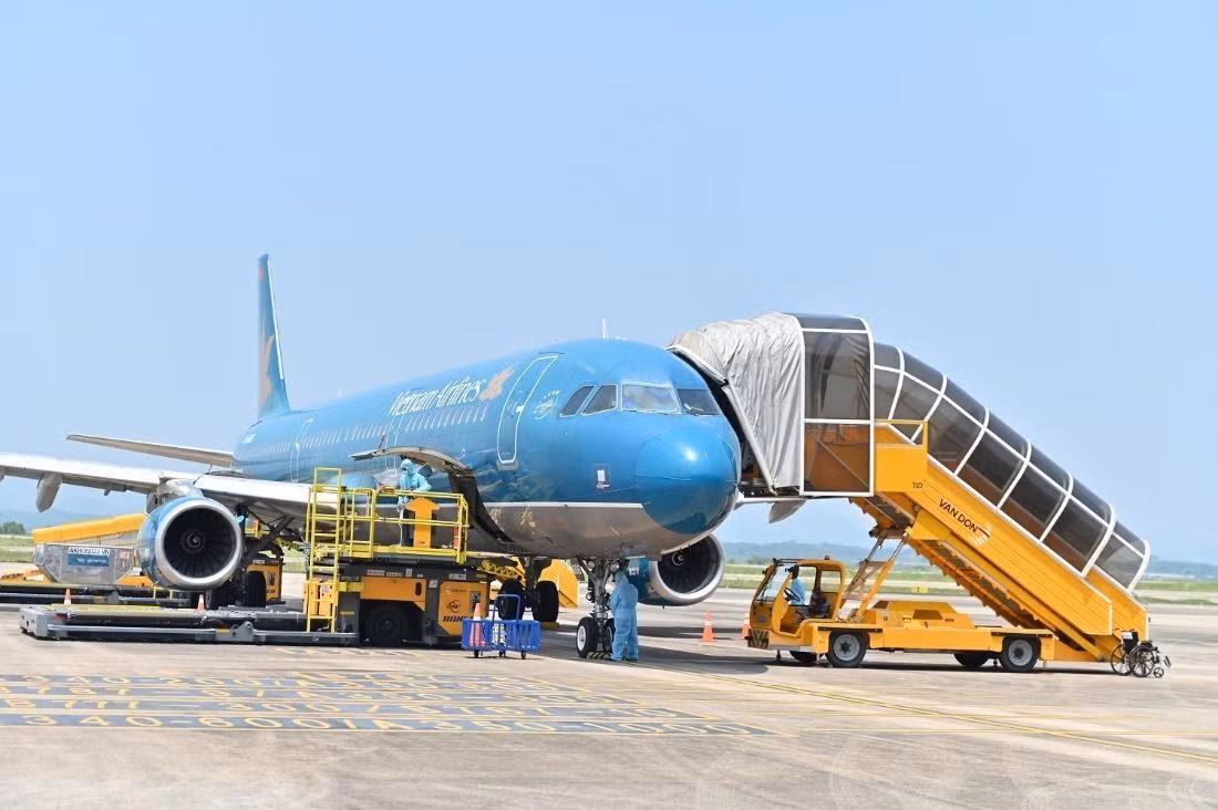 Dự kiến, ngày 21/9, sân bay Vân Đồn tiếp tục đón hơn 300 công dân Việt Nam tại các nước châu Âu trở về từ Paris (Pháp)
