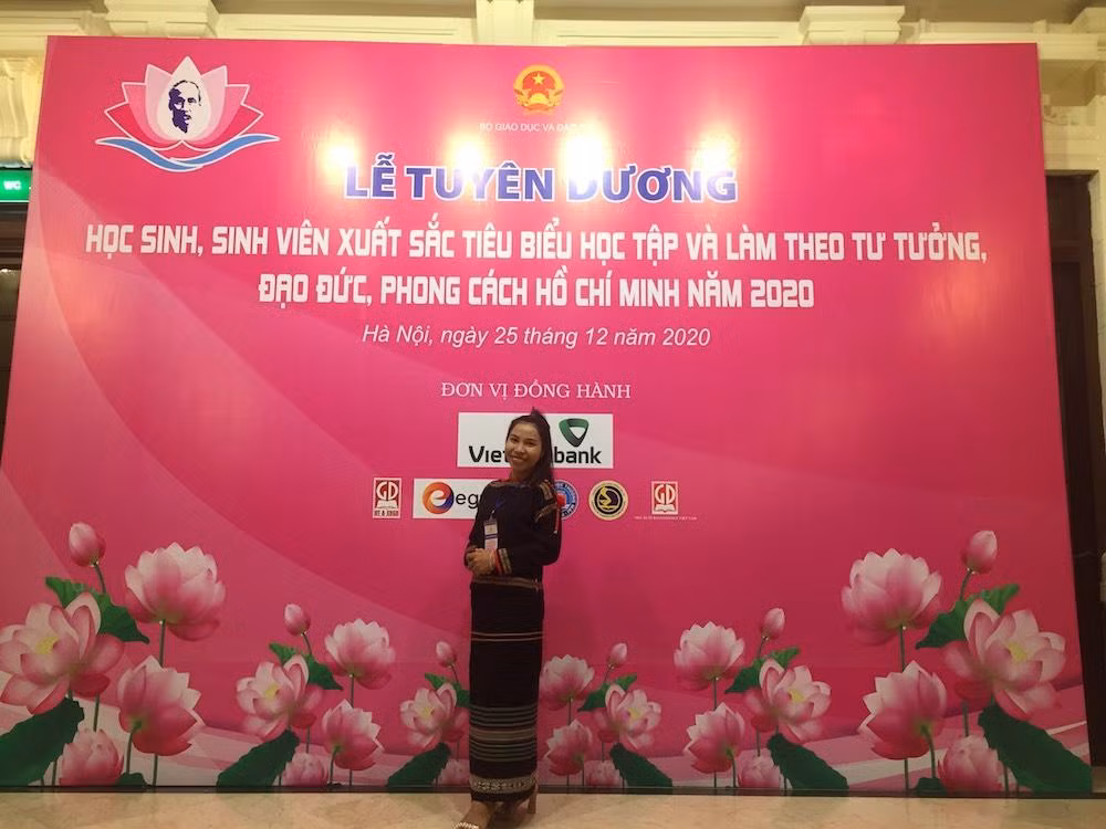 H Lic ÊBan, cô sinh viên người Êđê sinh ra và lớn lên tại mảnh đất đầy nắng và gió Đăk Lăk. (Ảnh: Nhân vật cung cấp)