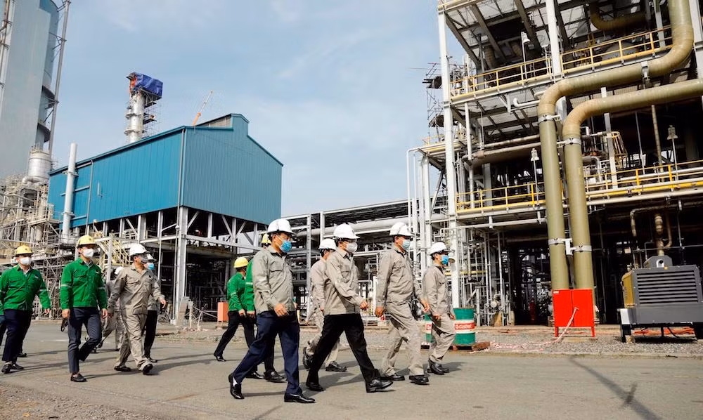 Tổng Giám đốc Petrovietnam Lê Mạnh Hùng kiểm tra công tác bảo dưỡng tổng thể Nhà máy Đạm Phú Mỹ sáng ngày 07/05/2021 Tổng Giám đốc Petrovietnam Lê Mạnh Hùng kiểm tra công tác bảo dưỡng tổng thể Nhà máy Đạm Phú Mỹ sáng ngày 07/05/2021