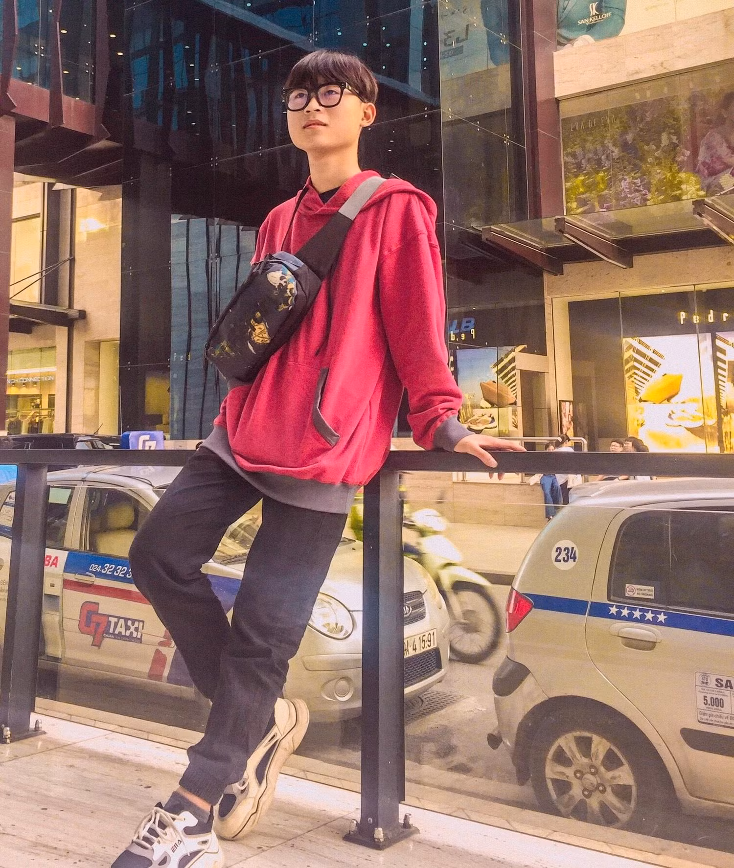 Trần Hữu Tú là học sinh đang theo học hệ song bằng tại Trường Cao đẳng Truyền hình. (Ảnh: Nhân vật cung cấp) Trần Hữu Tú là học sinh đang theo học hệ song bằng tại Trường Cao đẳng Truyền hình. (Ảnh: Nhân vật cung cấp)