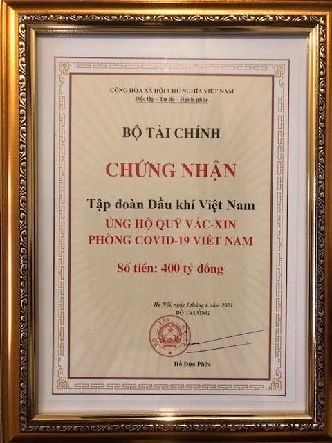 Chứng nhận Petrovietnam ủng hộ Quỹ Vắc-xin phòng Covid-19 Việt Nam Chứng nhận Petrovietnam ủng hộ Quỹ Vắc-xin phòng Covid-19 Việt Nam