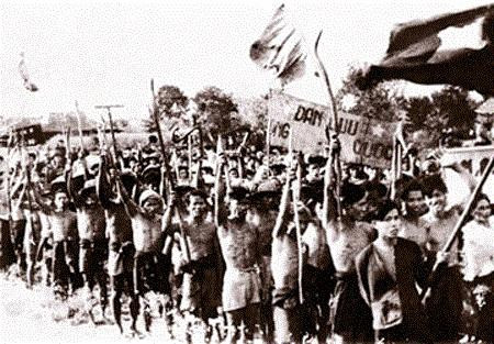 Nhân dân Nam Bộ trong những ngày đầu kháng chiến. Ảnh tư liệu