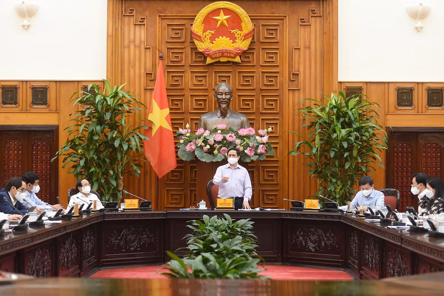 Thủ tướng Phạm Minh Chính nhấn mạnh tinh thần giải quyết khó khăn cho địa phương, người dân và doanh nghiệp là: Không nói không, không nói khó và không nói có mà không làm. Ảnh: VGP