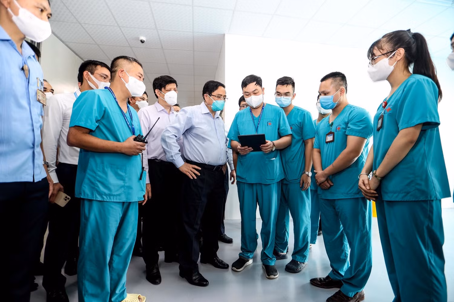 Ngày 31/8/2021, Thủ tướng Chính phủ Phạm Minh Chính đã đến thăm và khai trương Bệnh viện điều trị người bệnh COVID-19.