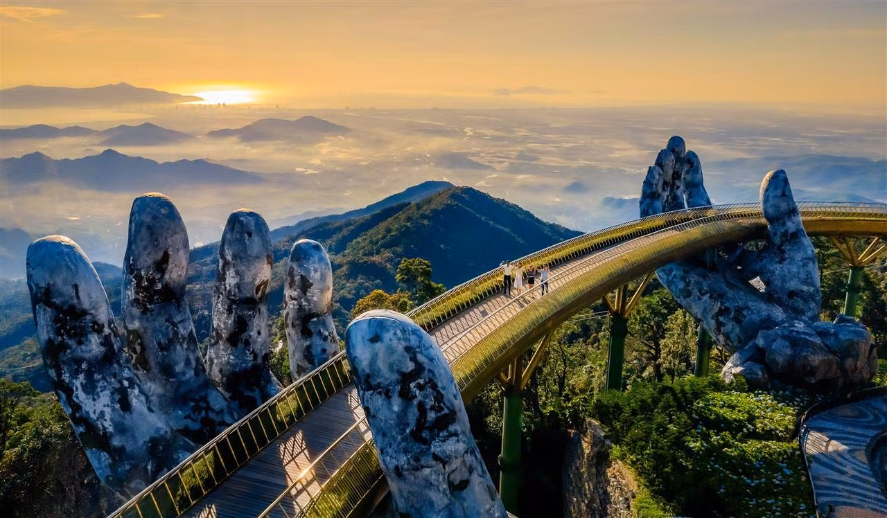 Cầu Vàng - Sun World Ba Na Hills Cầu Vàng - Sun World Ba Na Hills