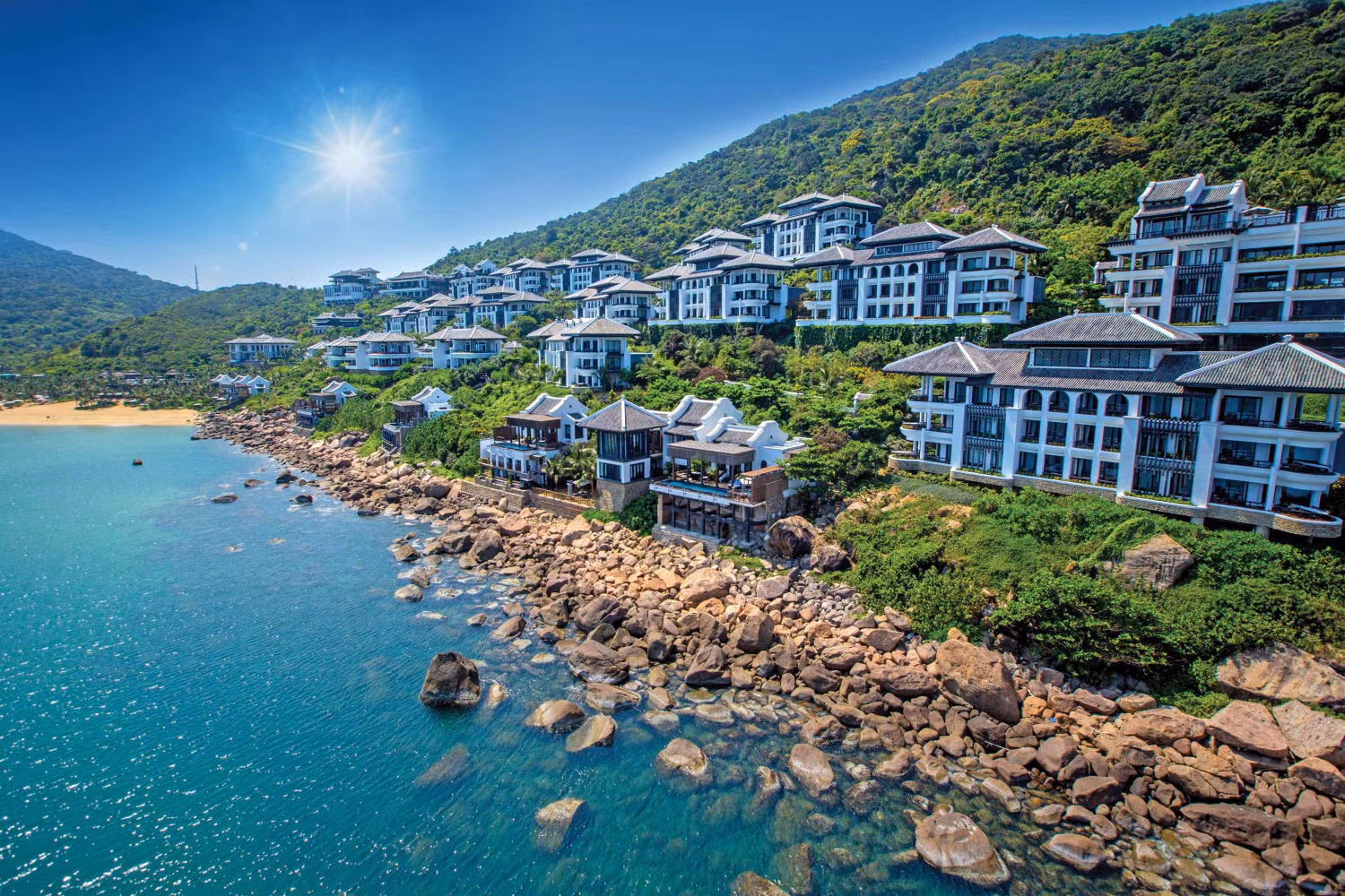 Khách sạn InterContinental Danang Sun Peninsula Resort