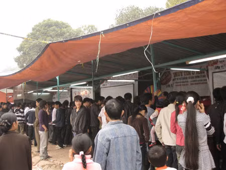 Những trò chơi có thưởng cũng tha hồ kiếm tiền. Những trò chơi có thưởng cũng tha hồ kiếm tiền.