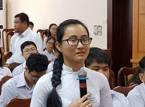 Nước mắt học trò và những góc khuất giảng đường ít người biết ảnh 2