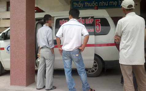 H. được chuyển từ BVĐK Hà Tĩnh lên Viện Bỏng quốc gia H. được chuyển từ BVĐK Hà Tĩnh lên Viện Bỏng quốc gia