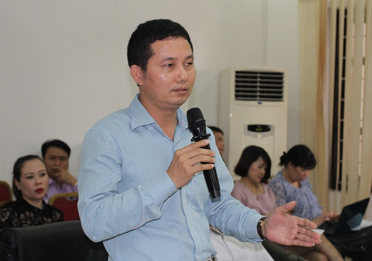 Hiệu trưởng Trường Cao đẳng Kỹ thuật Công nghiệp Bắc Giang- thầy Đặng Thanh Thủy cho biết, trong công tác truyền thông hiện nay còn thiếu hình ảnh của doanh nghiệp. (Ảnh: Thùy Linh) Hiệu trưởng Trường Cao đẳng Kỹ thuật Công nghiệp Bắc Giang- thầy Đặng Thanh Thủy cho biết, trong công tác truyền thông hiện nay còn thiếu hình ảnh của doanh nghiệp. (Ảnh: Thùy Linh)