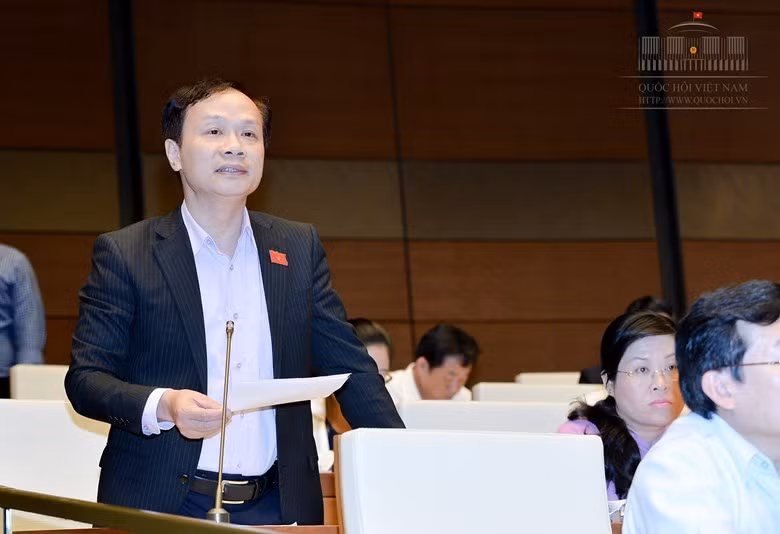 Đừng làm ngơ khi nhiều nhà giáo đang bị tấn công!