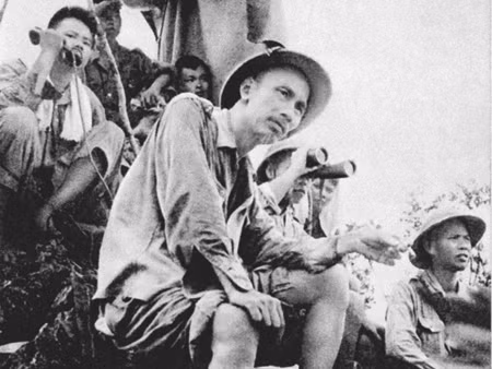 Biệt ly đằng đẵng và gặp nhau nơi mộ gió sau hơn 50 năm tìm chồng ảnh 3 Biệt ly đằng đẵng và gặp nhau nơi mộ gió sau hơn 50 năm tìm chồng ảnh 3