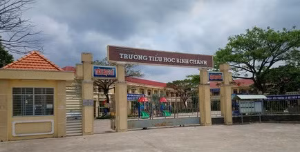 Lãnh đạo Bộ Giáo dục lên tiếng về việc “cô giáo quỳ xin lỗi phụ huynh” ảnh 2 Lãnh đạo Bộ Giáo dục lên tiếng về việc “cô giáo quỳ xin lỗi phụ huynh” ảnh 2