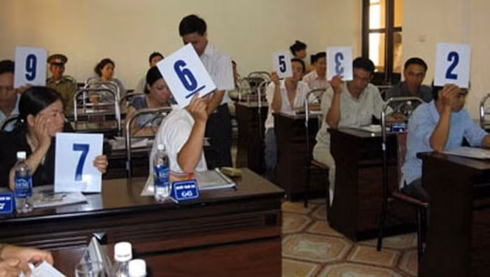 Người mua được tài sản bán đấu giá phải nộp tiền vào tài khoản cơ quan thi hành án dân sự trong thời hạn không quá 30 ngày. Ảnh minh họa: Báo Pháp luật Việt Nam Người mua được tài sản bán đấu giá phải nộp tiền vào tài khoản cơ quan thi hành án dân sự trong thời hạn không quá 30 ngày. Ảnh minh họa: Báo Pháp luật Việt Nam
