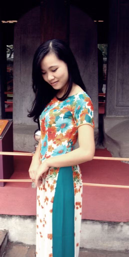 Câu nói yêu thích cô là :"Mọi thứ chỉ thật sự chấm dứt khi bạn thôi cố gắng nữa''.
