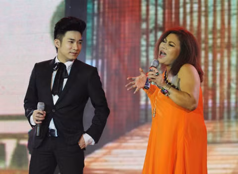 Ít khi hát song ca với nhau nhưng sự kết hợp của Quang Hà và Siu Black luôn được khán giả nồng nhiệt đón nhận. Sắp tới, hai ca sĩ lại có dịp kết đôi, kể chuyện tình bằng âm nhạc trong chương trình tại TP HCM.