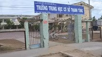 Phải báo cáo vụ Hiệu trưởng "độc quyền 30 năm" trước ngày 7/10 ảnh 1