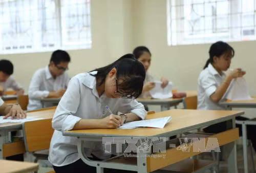 Thi tuyển sinh vào lớp 10 (Ảnh minh họa: TTXVN).