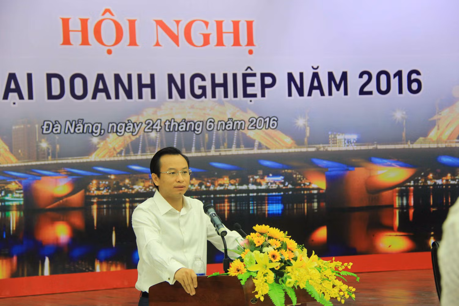 Bí thư Thành ủy Đà Nẵng Nguyễn Xuân Anh phát biểu tại buổi gặp gỡ, đối thoại với doanh nghiệp trên địa bàn Đà Nẵng vào ngày 24/6. Ảnh: Hoàng Tuấn Bí thư Thành ủy Đà Nẵng Nguyễn Xuân Anh phát biểu tại buổi gặp gỡ, đối thoại với doanh nghiệp trên địa bàn Đà Nẵng vào ngày 24/6. Ảnh: Hoàng Tuấn