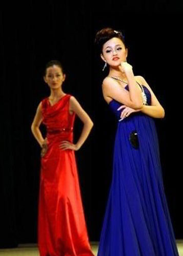 Á hậu 2 Đào Ngọc Khiết.