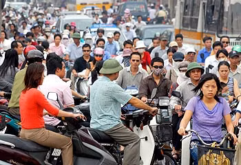 Liệu Bộ trưởng có đơn độc trong cuộc chiến lâu dài để giải bài toán giao thông vốn “chưa có lời giải” trong suốt thời gian qua? Liệu Bộ trưởng có đơn độc trong cuộc chiến lâu dài để giải bài toán giao thông vốn “chưa có lời giải” trong suốt thời gian qua?