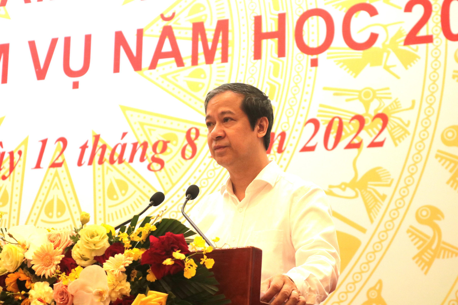 Lãnh đạo Bộ Giáo dục và Đào tạo Nguyễn Kim Sơn thể hiện quyết tâm hoàn thành sự nghiệp đổi mới căn bản và toàn diện giáo dục.
