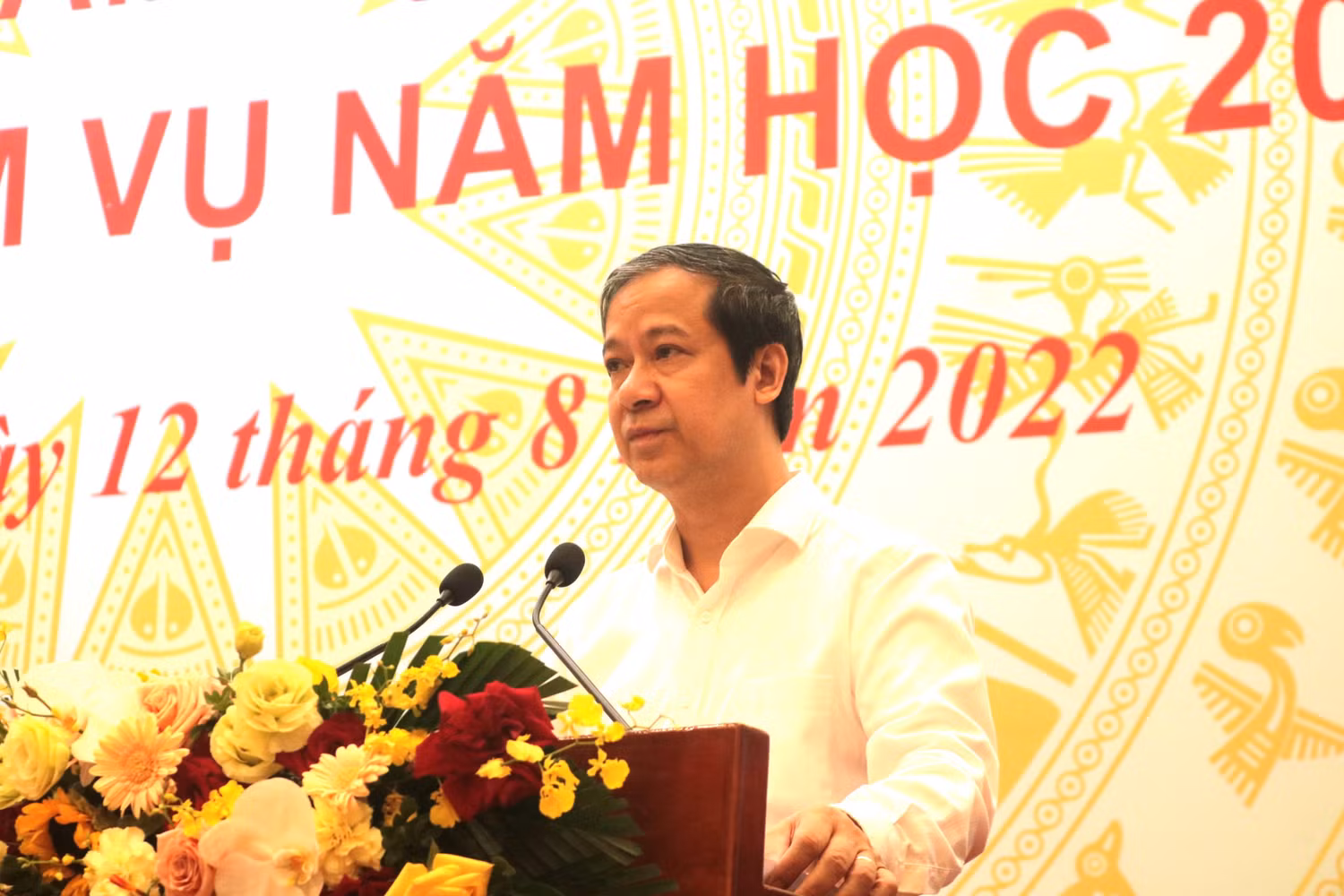 Lãnh đạo Bộ Giáo dục và Đào tạo Nguyễn Kim Sơn thể hiện quyết tâm hoàn thành sự nghiệp đổi mới căn bản và toàn diện giáo dục.